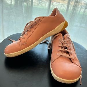 Vivobarefoot Pink Geo Court Women, size 40